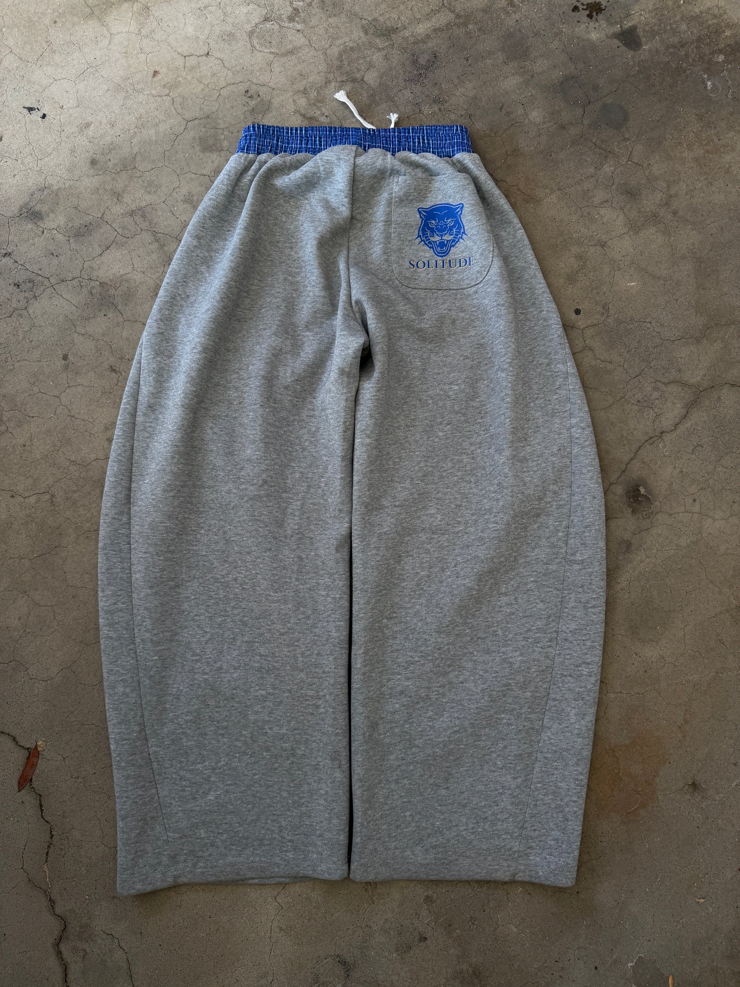 Plaid lined baggy sweats